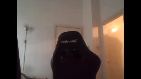 Snapshot of imstillfish chatting on September 29, 2025, 12:21 pm imstillfish online show from September 29, 2025, 12:21 pm