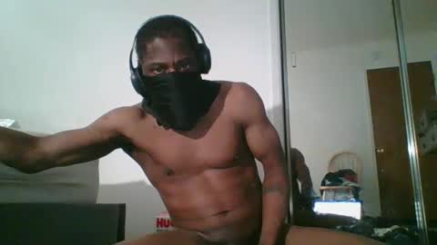 imthehornyest online show from April 25, 2026, 11:13 pm