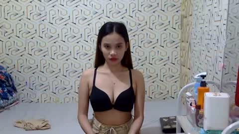 Im sad because im lonely wish help me here online show from July 14, 2026, 10:32 am