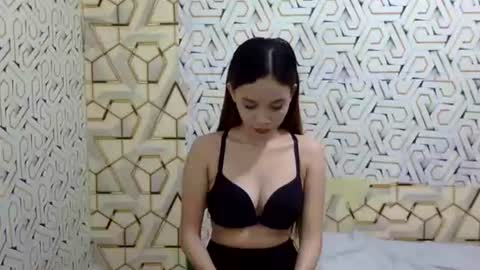 Im sad because im lonely wish help me here online show from August 2, 2026, 6:01 am