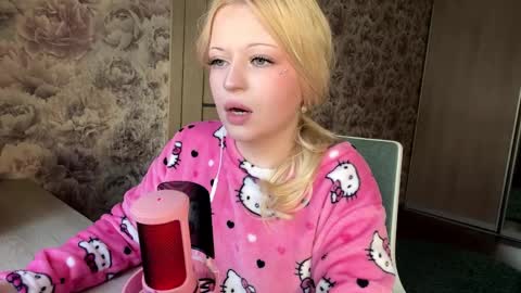 Lola online show from March 29, 2026, 12:16 pm