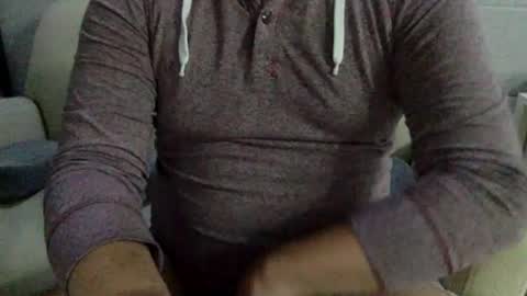 Inchesofhappiness7 online show from November 29, 2025, 9:12 am