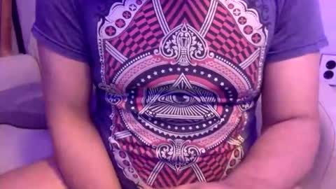 Inchesofhappiness7 online show from January 17, 2026, 2:44 pm