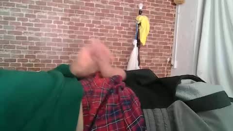 Snapshot of incognito4mon3y chatting on December 30, 2024, 9:19 pm incognito4mon3y online show from December 30, 2024, 9:19 pm