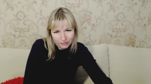 incredible_ariela online show from January 6, 2025, 1:08 pm