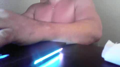 IncredibleSexy online show from May 10, 2026, 1:33 am