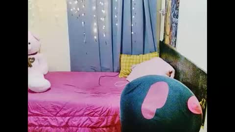 Pakay online show from October 24, 2025, 1:46 am