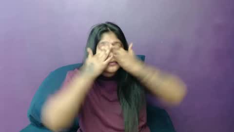 Melz online show from March 11, 2025, 10:42 pm