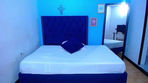 indian_whore18 online show from December 30, 2024, 9:19 pm