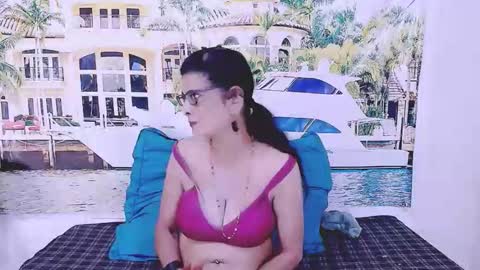 Femiez online show from February 3, 2025, 5:29 am