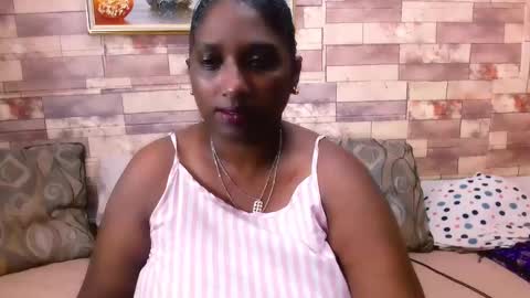 Snapshot of indianblue3 chatting on January 4, 2025, 7:55 am tracy online show from January 4, 2025, 7:55 am