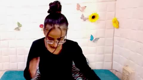 Snapshot of indianbootylicious1 chatting on January 14, 2026, 5:13 am nala online show from January 14, 2026, 5:13 am