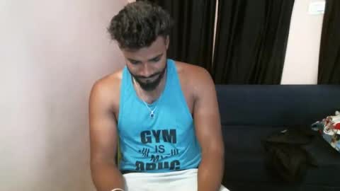 Snapshot of indianbull2023 chatting on April 20, 2026, 4:59 am indian slim boy with big for u online show from April 20, 2026, 4:59 am