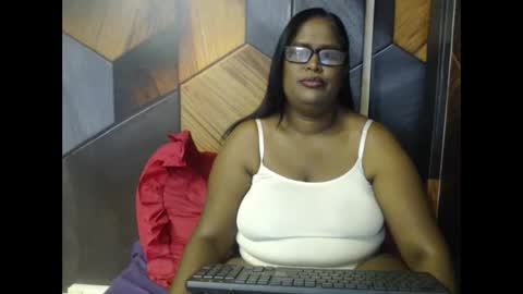 indiandeluxe online show from November 21, 2025, 6:23 am