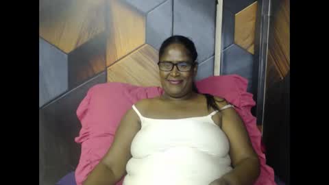 indiandeluxe online show from November 25, 2025, 6:24 am