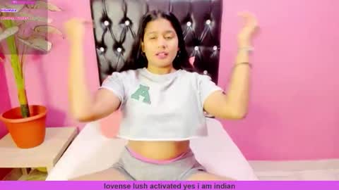 Snapshot of indianflame chatting on June 1, 2026, 7:32 am PARADISEQUEEN online show from June 1, 2026, 7:32 am