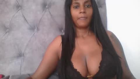 Snapshot of indianjasmin chatting on December 3, 2024, 4:47 am priya online show from December 3, 2024, 4:47 am