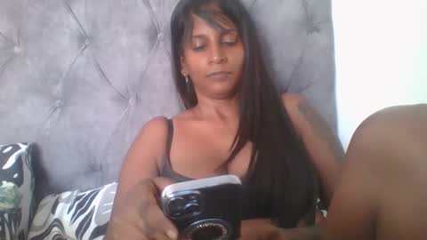 Snapshot of indianjasmin chatting on January 30, 2025, 6:24 am priya online show from January 30, 2025, 6:24 am