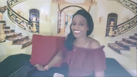 Leah online show from December 9, 2024, 4:37 pm