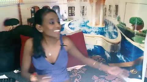 Leah online show from December 15, 2024, 1:02 am