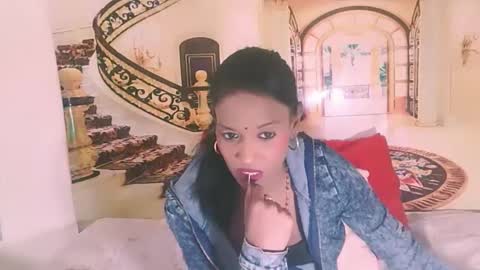 Leah online show from September 16, 2025, 5:58 pm
