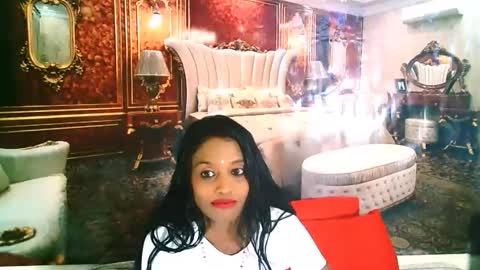 Leah online show from September 22, 2025, 5:26 pm