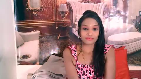 Leah online show from September 30, 2025, 5:45 am