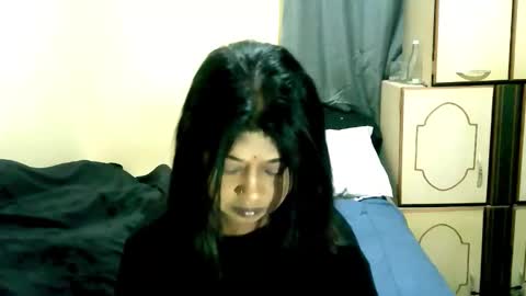 indianpleasures21 online show from May 1, 2026, 4:39 am