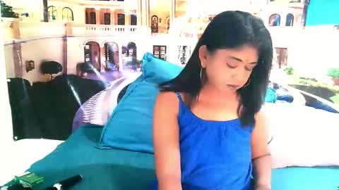 Mika online show from December 4, 2025, 4:55 am