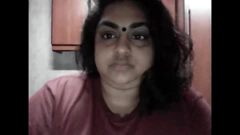 indianpooja1027 online show from November 1, 2025, 8:11 pm