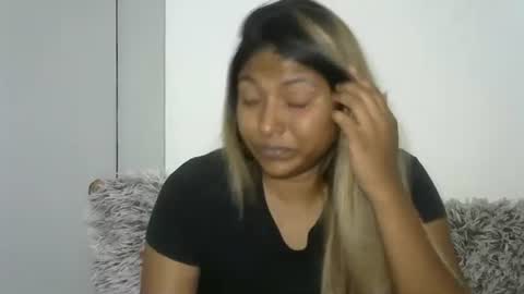 indianqtpie6 online show from October 13, 2025, 6:19 pm