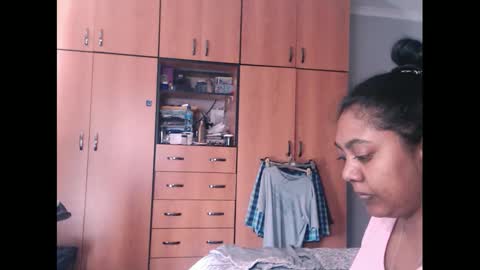 indianruby21 online show from February 8, 2025, 8:42 am