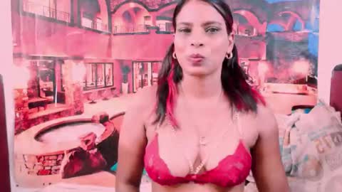 indiansexyass4u2luv online show from February 1, 2025, 10:05 am