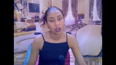 indiansexybutt4u2luv online show from March 5, 2026, 5:58 am