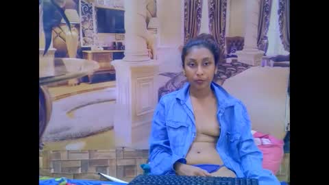 indiansexybutt4u2luv online show from March 16, 2026, 8:29 am