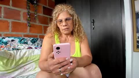 indiraa_channell online show from January 3, 2025, 7:39 pm