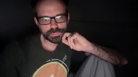 Snapshot of indiscriminator chatting on September 16, 2025, 4:35 am just1dude online show from September 16, 2025, 4:35 am