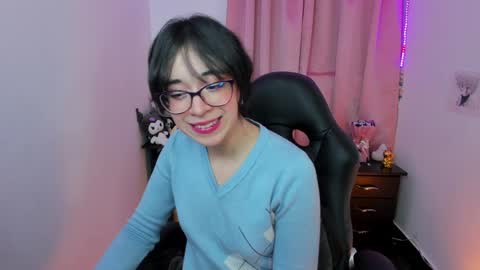 Snapshot of indra_cam chatting on January 17, 2025, 10:22 am Diana online show from January 17, 2025, 10:22 am