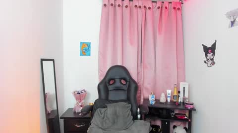 Snapshot of indra_cam chatting on February 6, 2025, 9:32 am Diana online show from February 6, 2025, 9:32 am