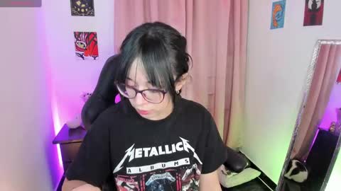 Snapshot of indra_cam chatting on September 24, 2025, 4:05 am Diana online show from September 24, 2025, 4:05 am