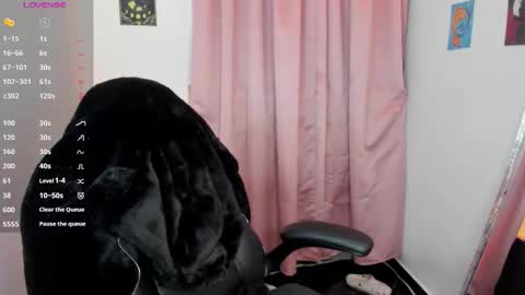 Snapshot of indra_cam chatting on October 25, 2025, 5:59 am Diana online show from October 25, 2025, 5:59 am