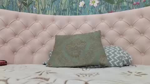 Snapshot of indrablack chatting on February 7, 2025, 2:08 am Indra. I like it if you call me Indie online show from February 7, 2025, 2:08 am