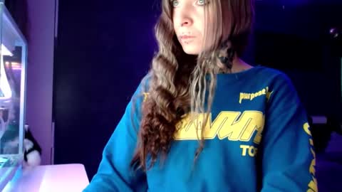 Snapshot of inesdesire chatting on January 28, 2025, 8:14 am InesDesire online show from January 28, 2025, 8:14 am