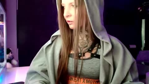 Snapshot of inesdesire chatting on February 16, 2025, 8:10 am InesDesire online show from February 16, 2025, 8:10 am