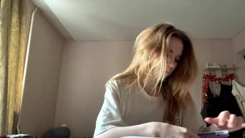 Sofia online show from April 23, 2026, 1:35 pm