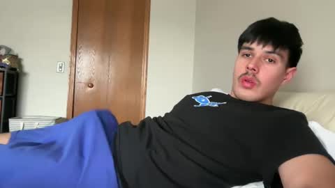 Snapshot of infamouslucas chatting on February 5, 2025, 9:40 pm Lucas online show from February 5, 2025, 9:40 pm