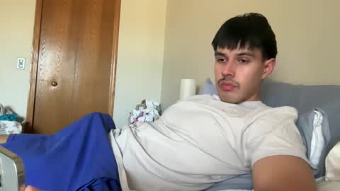 Snapshot of infamouslucas chatting on March 2, 2025, 7:34 pm Lucas online show from March 2, 2025, 7:34 pm