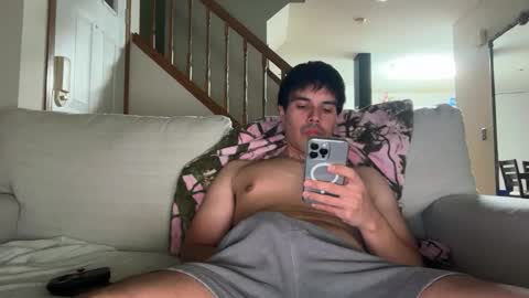 Snapshot of infamouslucas chatting on October 16, 2025, 2:45 am Lucas online show from October 16, 2025, 2:45 am