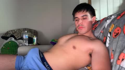 Lucas online show from November 1, 2025, 2:35 am