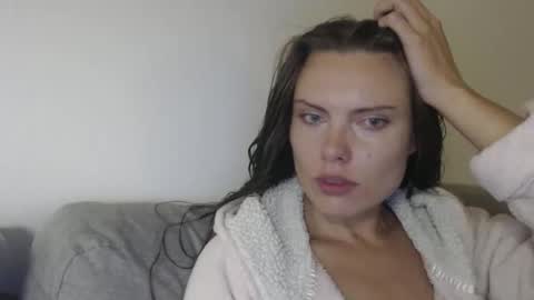 Sweet girl online show from October 5, 2025, 6:50 pm